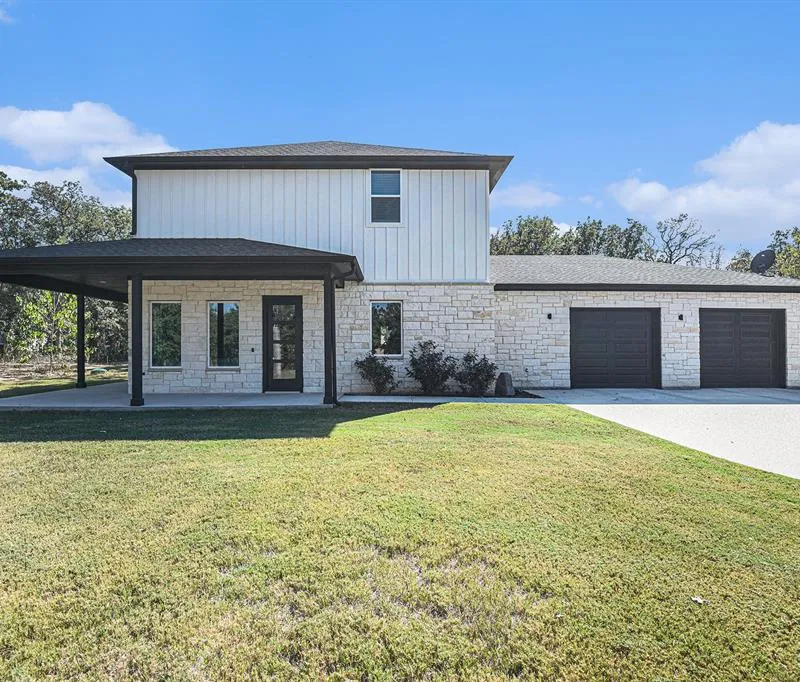 811 County Road 3451, Paradise TX 76073