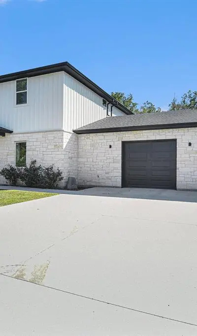 811 County Road 3451, Paradise TX 76073 - Photo 2
