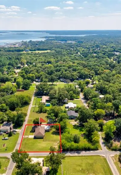 373 Old Shawnee Trail Drive, Gordonville TX 76245