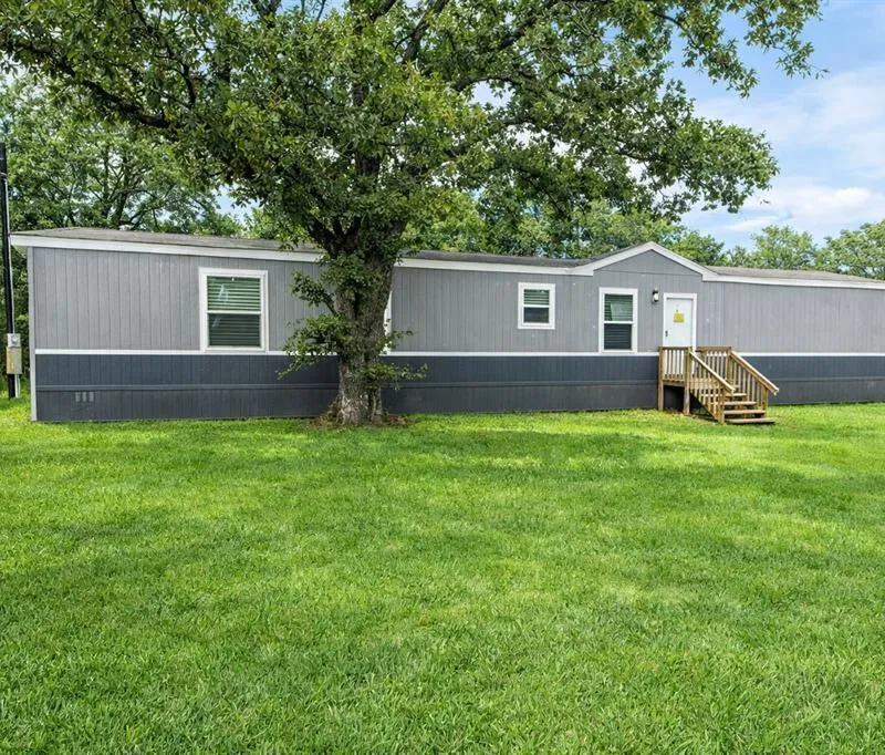 137 Santa Fe Trail, Nocona TX 76255