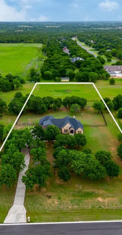 106 Treeline Court, Lipan TX 76462 - Photo 2