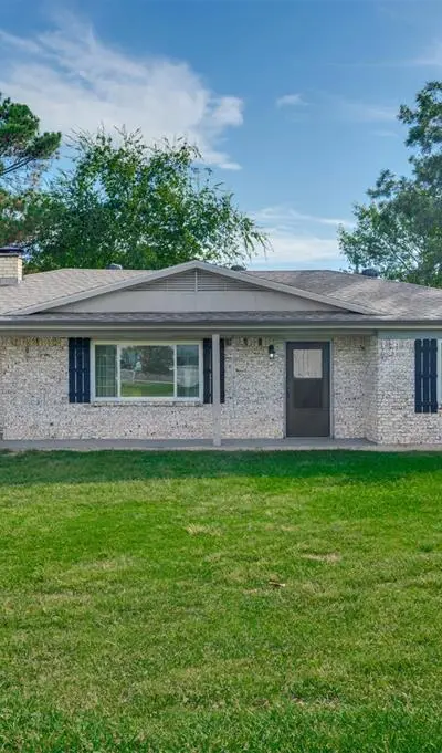 130 Wright Drive, Blossom TX 75416