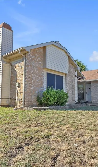 2440 Sunflower Drive, Arlington TX 76014