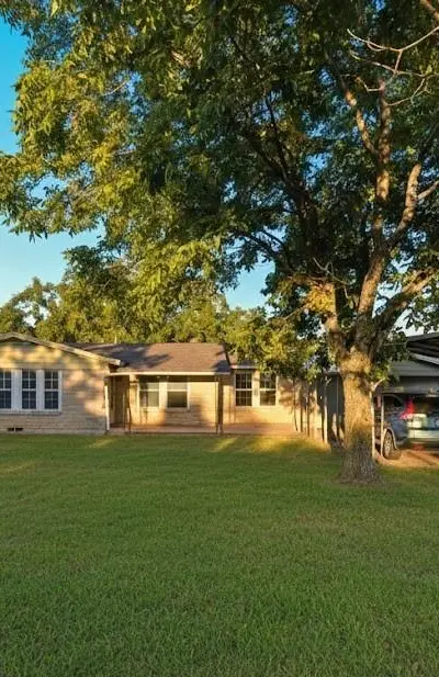4609 Pioneer Road, Balch Springs TX 75180 - Photo 3