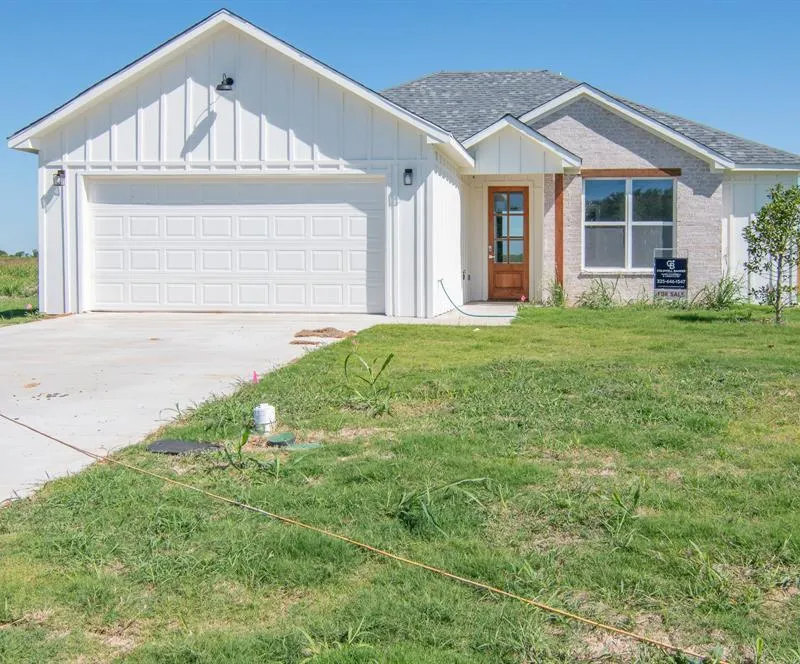 119 Gunner Trail, Early TX 76802