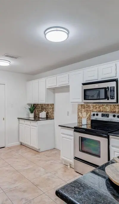 1417 Autumn Chase Square, Bedford TX 76022 - Photo 5