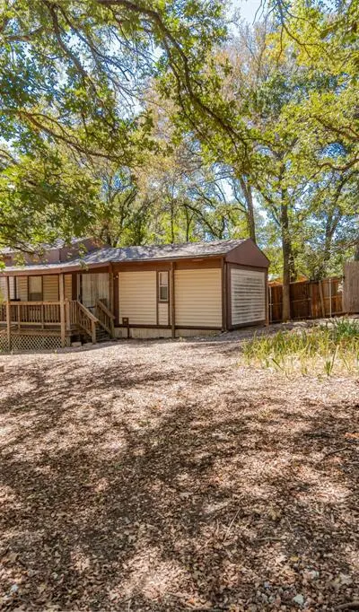 513 Mulberry Drive, Bartonville TX 76226 - Photo 2