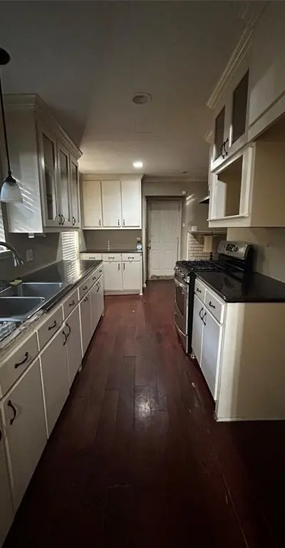 659 W Pentagon Parkway, Dallas TX 75224 - Photo 4