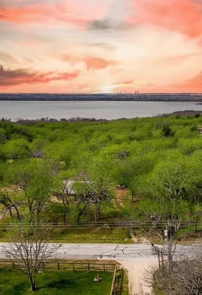 2301 Moseley Road, Cross Roads TX 76227
