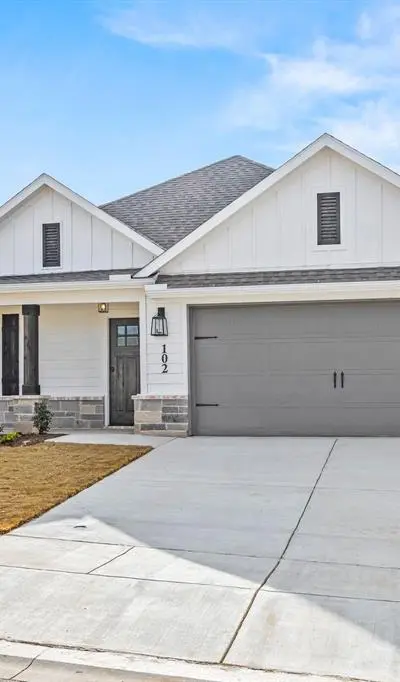 102 Maverick Trail, Valley View TX 76272 - Photo 3