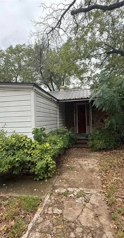 3001 Huron Trail, Lake Worth TX 76135 - Photo 3