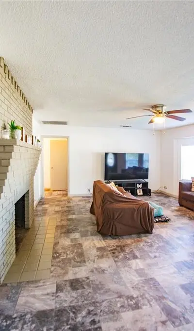 630 Faucett Street, Blossom TX 75416 - Photo 3