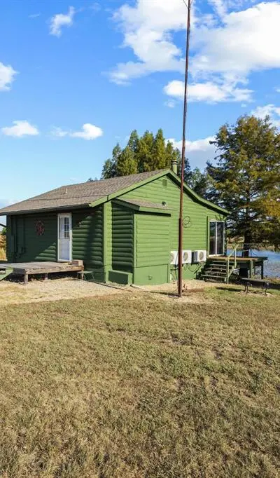 300 County Road 27100, Honey Grove TX 75446 - Photo 5