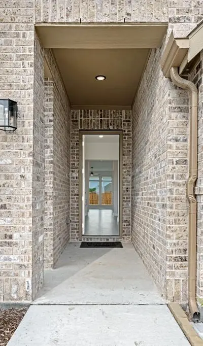 304 Keystone Drive, Commerce TX 75428 - Photo 4