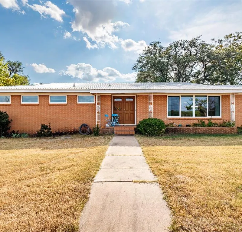 601 Garmon Drive, Early TX 76802