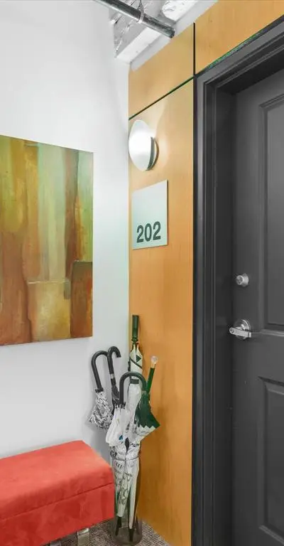 329 E Colorado Boulevard # 202, Dallas TX 75203 - Photo 2