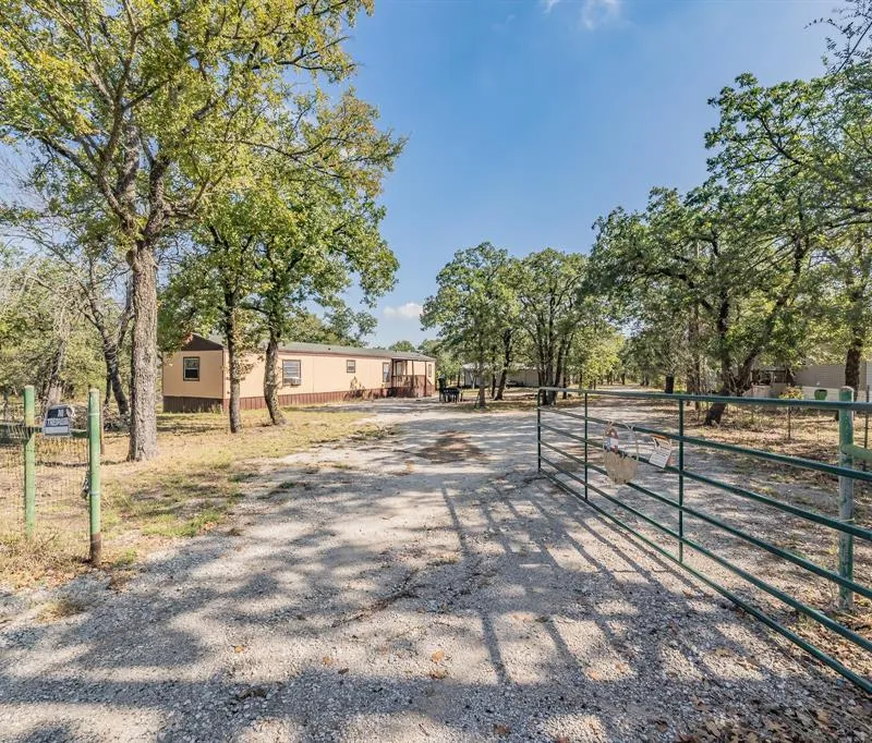 417 Wood River Road, Millsap TX 76066