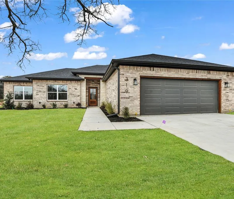 319 Rita Ridge Court, Millsap TX 76066