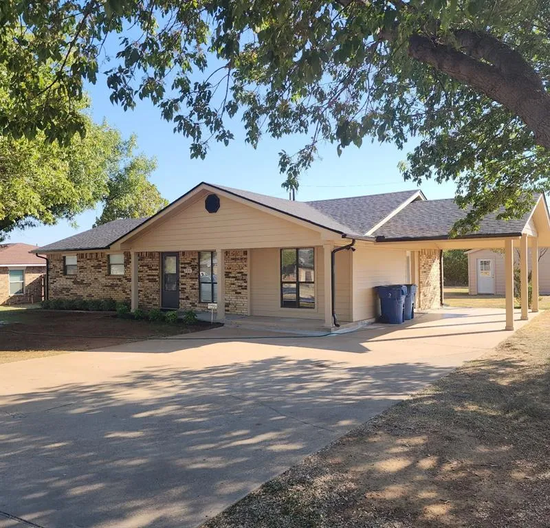 200 Pembrook Drive, Breckenridge TX 76424
