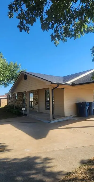 200 Pembrook Drive, Breckenridge TX 76424 - Photo 3
