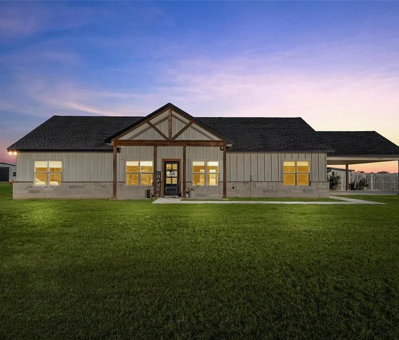 1973 Jackson Lane, China Spring TX 76633