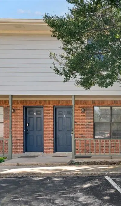 716 W Mulberry Street # 1A, Denton TX 76201 - Photo 2