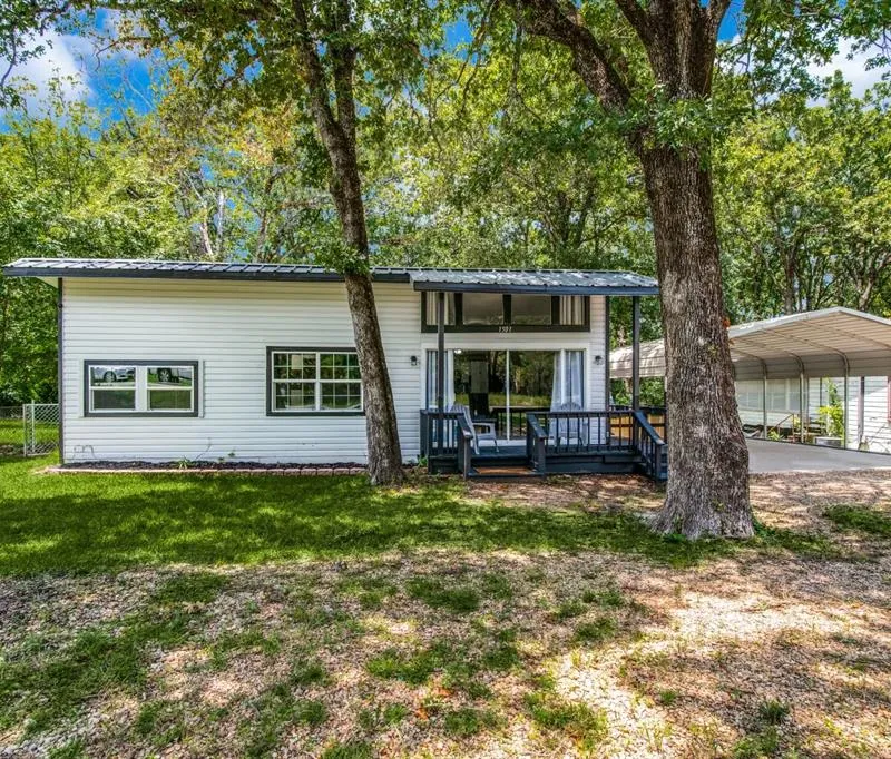 1501 Tawakoni Drive, West Tawakoni TX 75474
