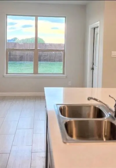 109 TRINITY Street, Grandview TX 76050 - Photo 2
