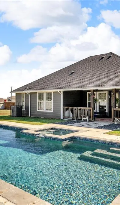 300 W Bell Street, Everman TX 76140