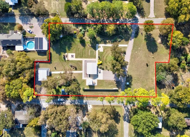 227 Newcastle Drive, Gordonville TX 76245