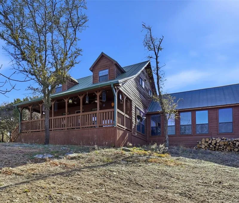 4045 Jimmy Houston Way, Bluff Dale TX 76433