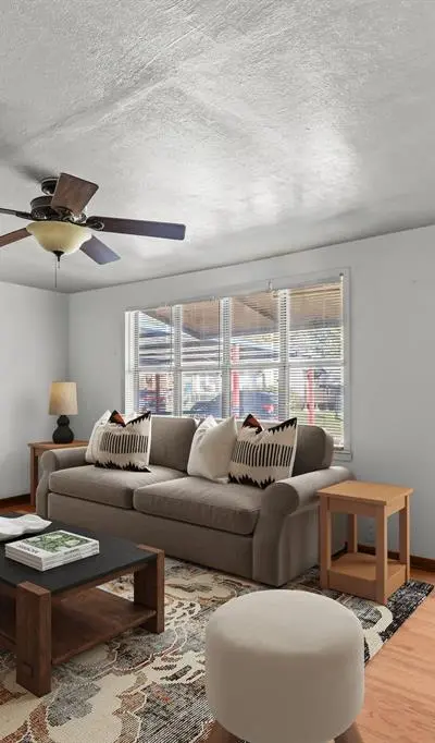 205 College Street, Chico TX 76431 - Photo 2