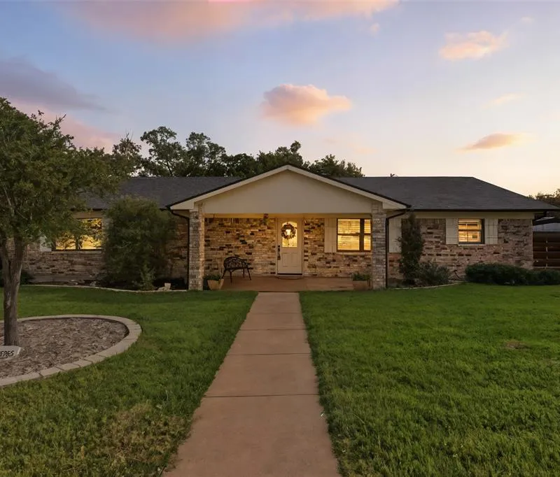 116 Cromeans Street, Jacksboro TX 76458