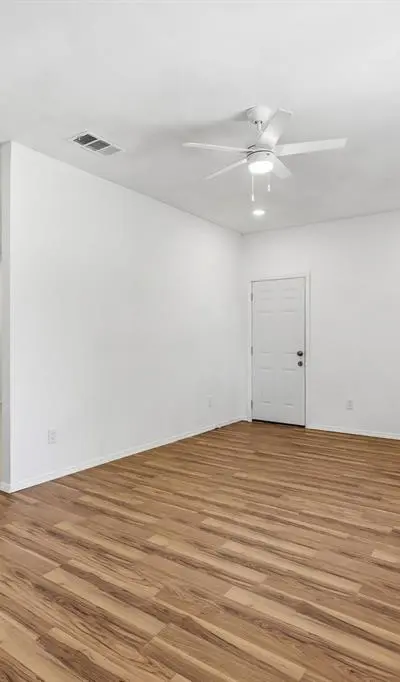 214 Pembrook Street, Lake Dallas TX 75065 - Photo 4