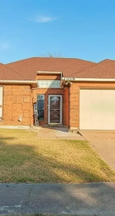 6936 Cedar Knoll Drive, Dallas TX 75236 - Photo 2