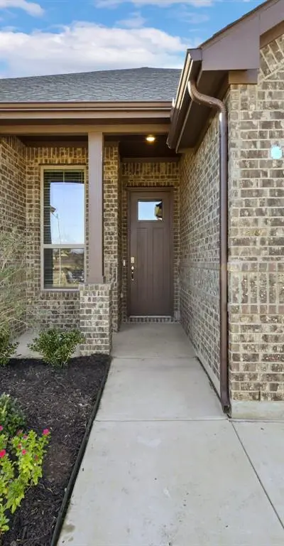 309 Horseshoe Bend, Valley View TX 76272 - Photo 2