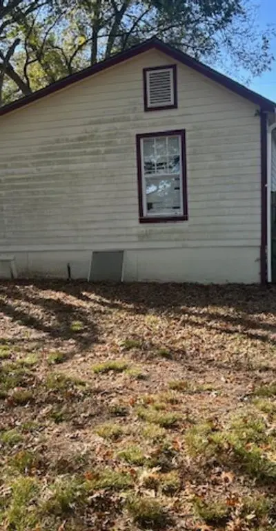 307 S Jernigan Street, Bells TX 75414 - Photo 4