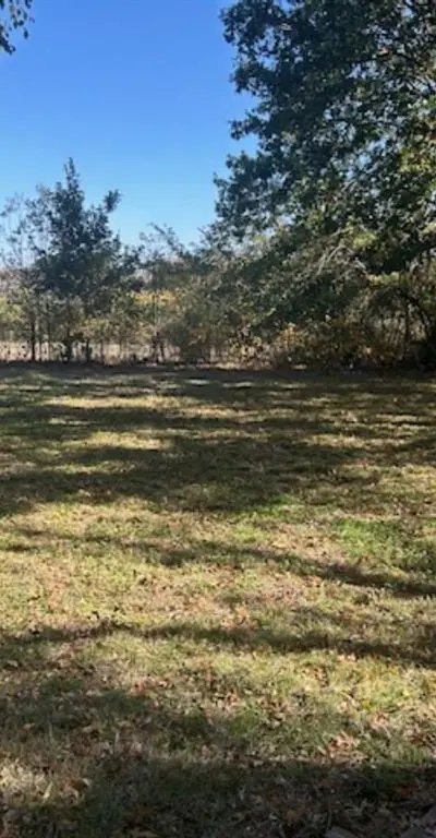 307 S Jernigan Street, Bells TX 75414 - Photo 5