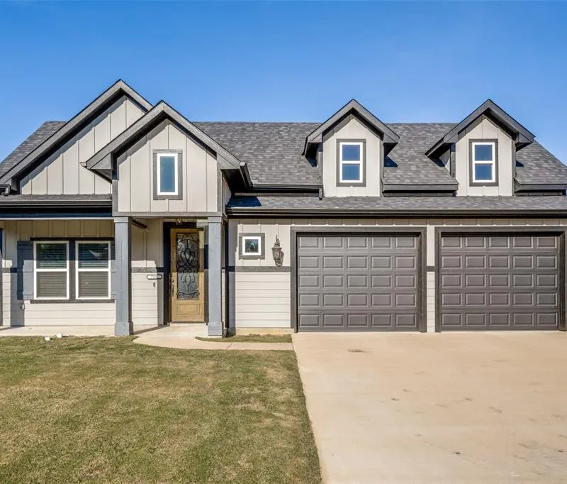 745 River Oak Way, Lake Dallas TX 75065