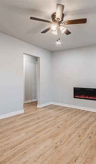1216 Greenbrier Drive, River Oaks TX 76114 - Photo 5