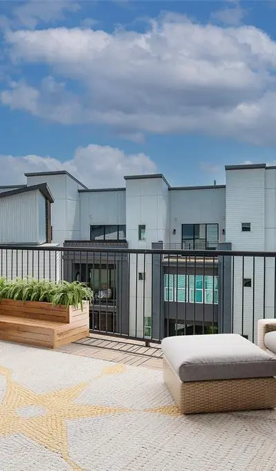 381 E Greenbriar # 1402, Dallas TX 75203 - Photo 5