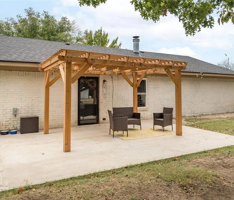 104 Sherry Lynn Drive, China Spring TX 76633