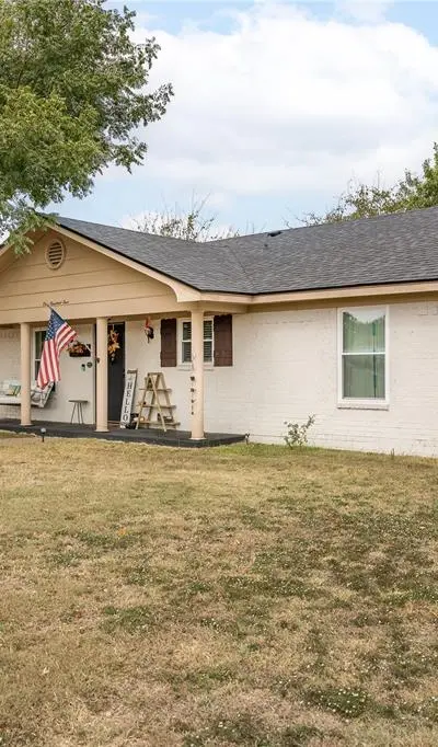 104 Sherry Lynn Drive, China Spring TX 76633 - Photo 2