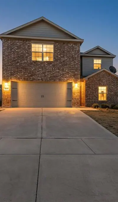 148 Point Rider Road, Newark TX 76071