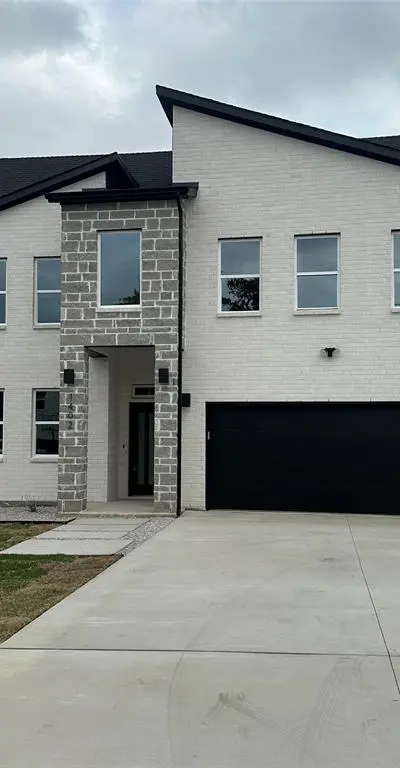 1402 Diceman Avenue, Dallas TX 75203 - Photo 2