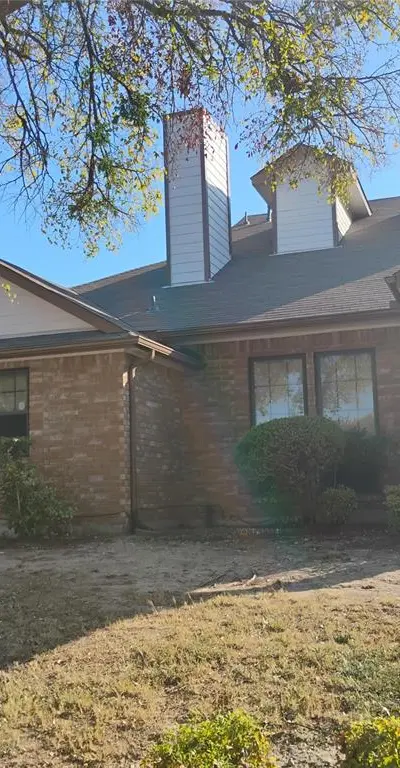 712 Atteberry Lane, Lancaster TX 75146