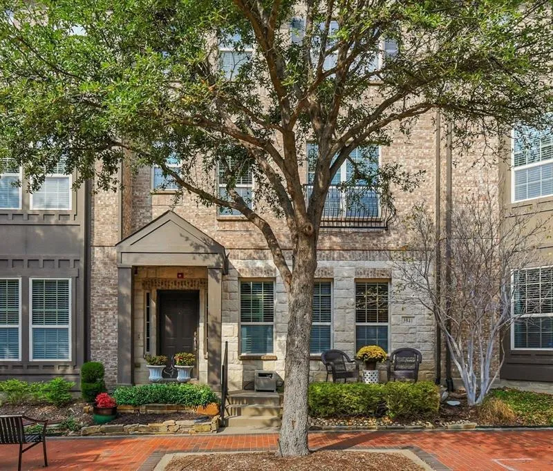 3941 Asbury Lane, Addison TX 75001