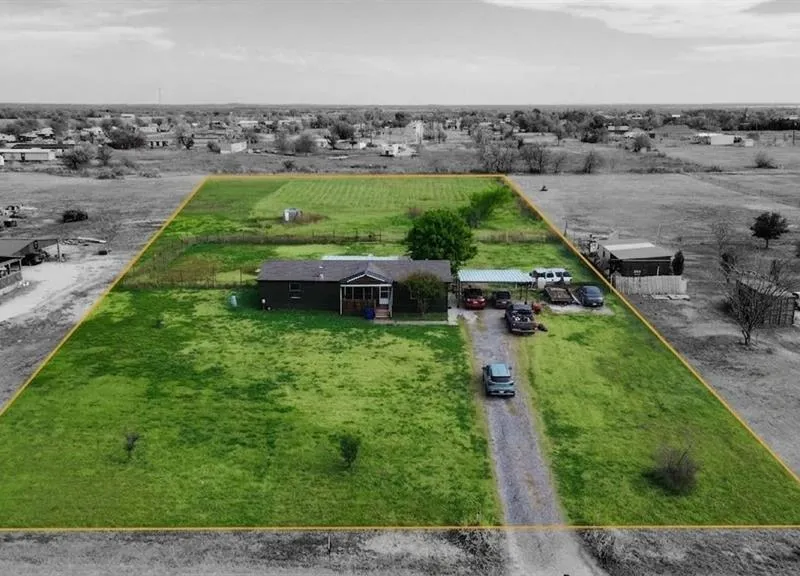 458 County Road 2131, Valley View TX 76272