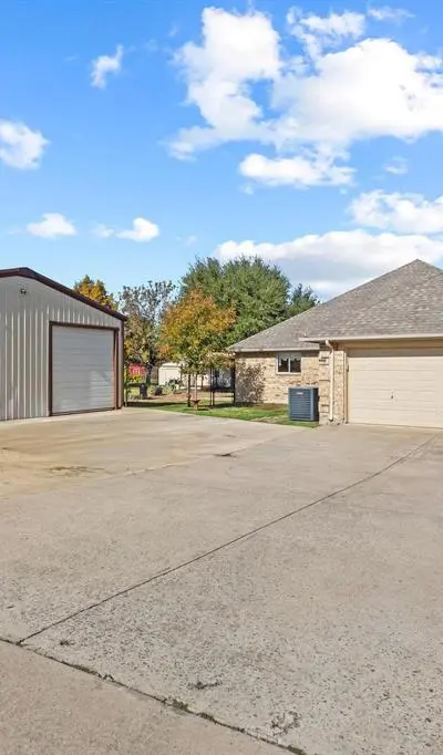 2220 Cross Timbers Drive, Lowry Crossing TX 75069 - Photo 2