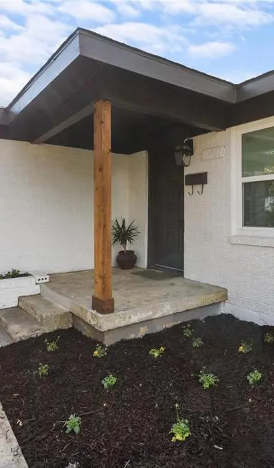 2907 Clinton Avenue, Fort Worth TX 76106